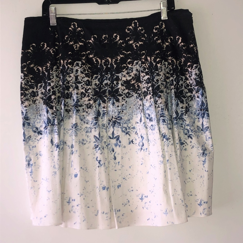 Carmen Marc Valvo Black/White/Blue Skirt